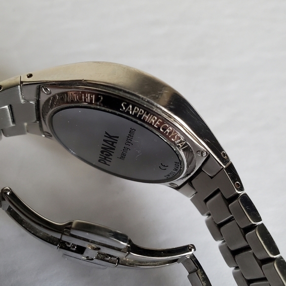Phonak Hearing Aid Controller Watch Pilot 2 - Picture 11 of 13